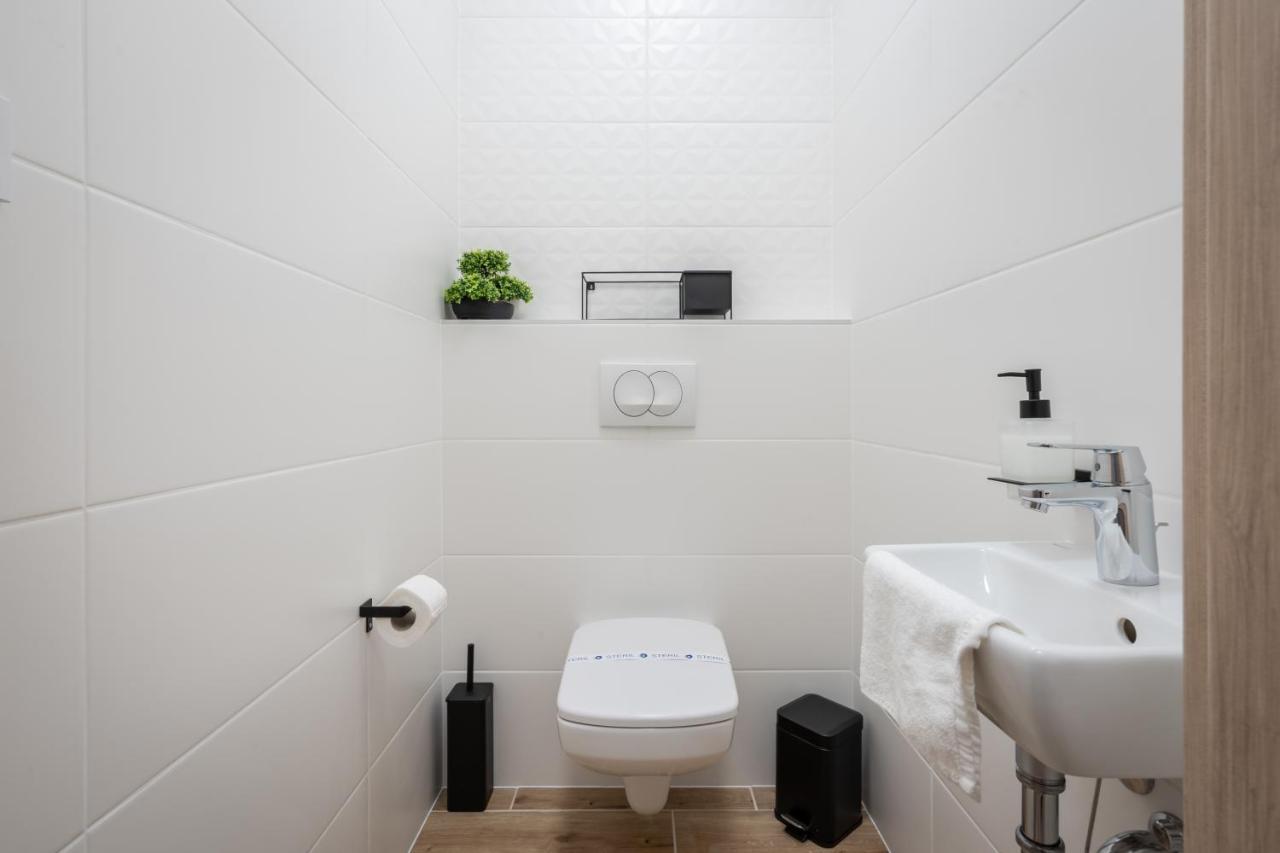בודפשט Westside River Apartment מראה חיצוני תמונה
